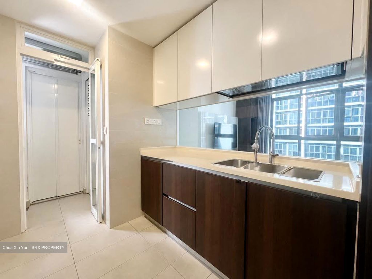 Symphony Suites (D27), Condominium #625696021